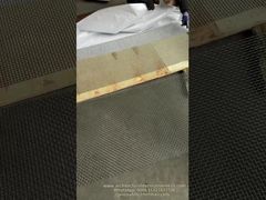 Découvrez pourquoi choisir le treillis architectural Diamond pour une façade avec des ouvertures personnalisables