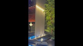 Rideau d'eau pour application intérieure avec lumières