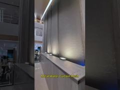 Rideau d'eau en acier inoxydable au design élégant